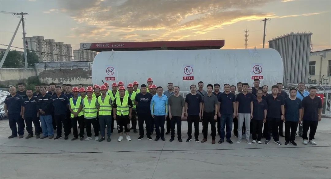 【“平”凡守護(hù)，“原”你安康】德達(dá)集團(tuán)權(quán)屬燃?xì)鈸岆U救援隊(duì)馳援平原